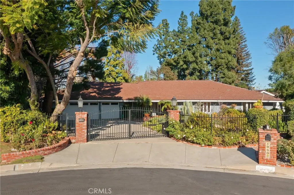 19803 Linnet Street, Woodland Hills, CA 91364 - #1