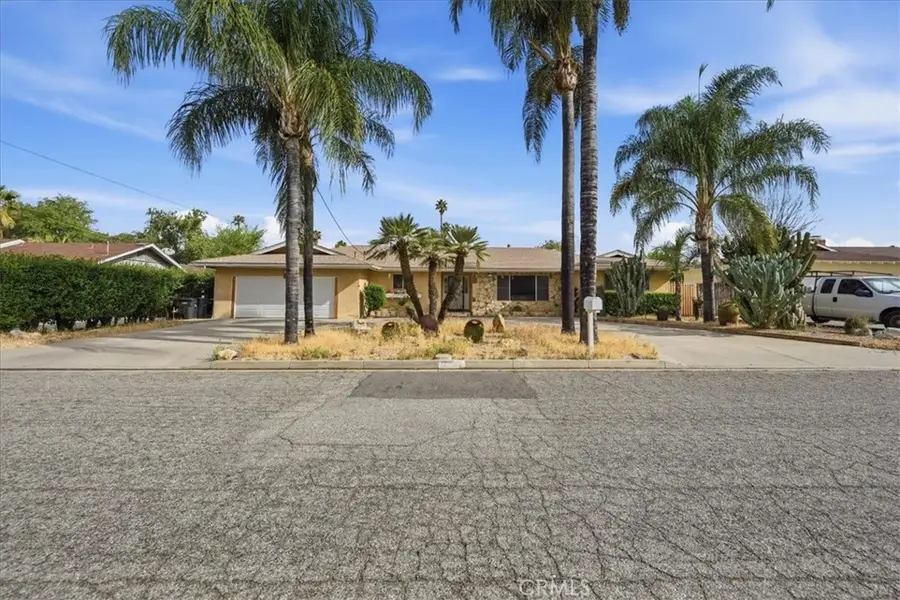 2004 E Campus, Hemet, CA 92544 - #2