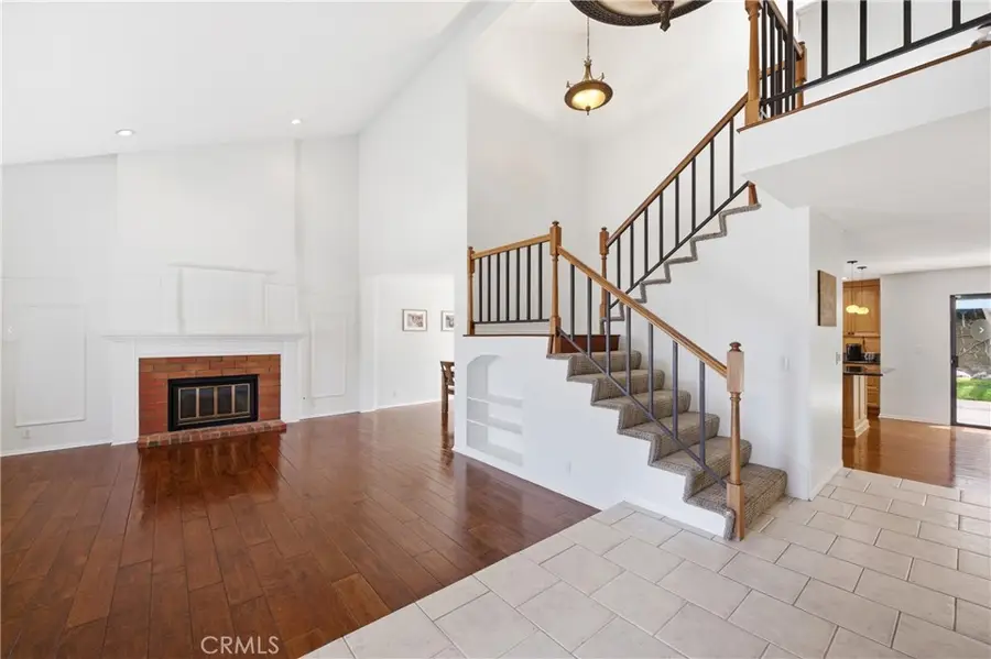 13792 Christian Barrett Drive, Moorpark, CA 93021 - #3