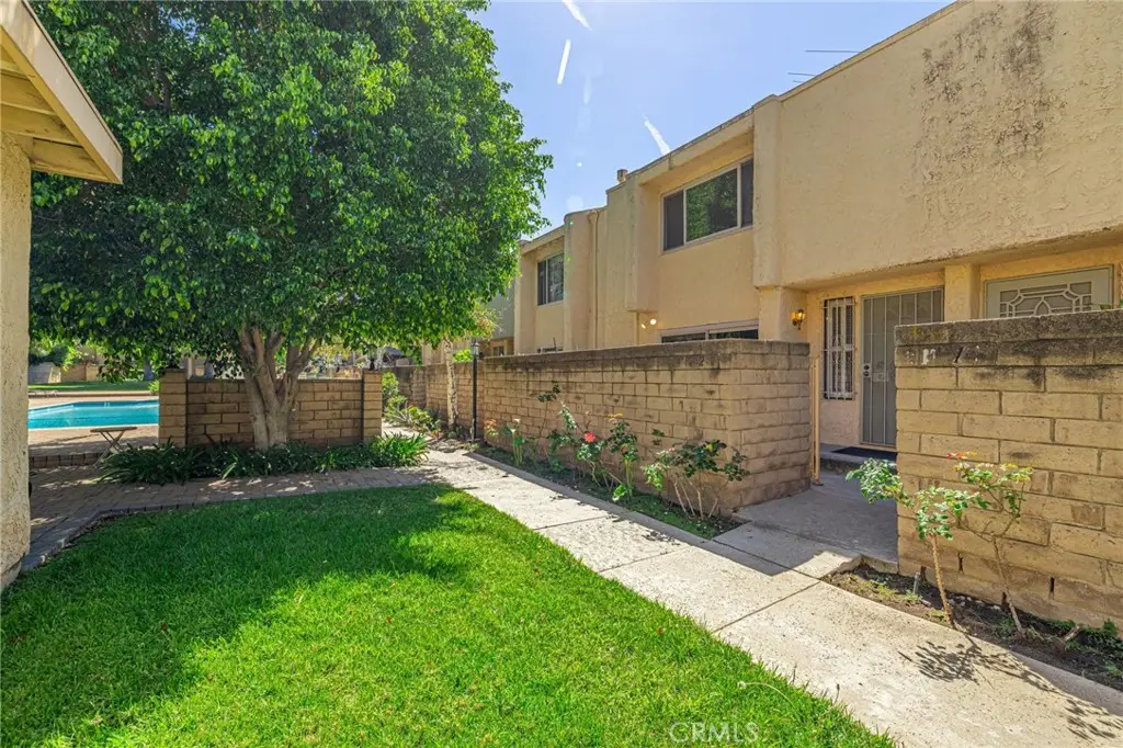 8633 Balboa #2, Northridge, CA 91325 - #1