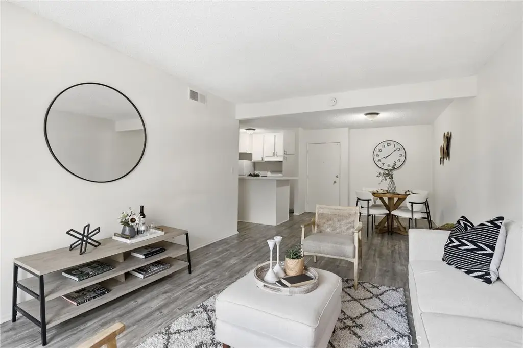 18620 Hatteras #276, Tarzana, CA 91356 - #1