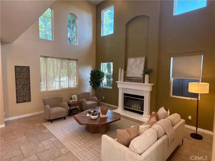 8501 Browns Creek, Canoga Park, CA 91304 - #2