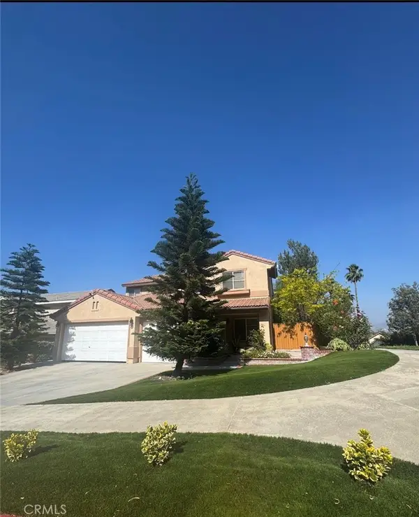 12312 Edgecliff Ave, Sylmar, CA 91342