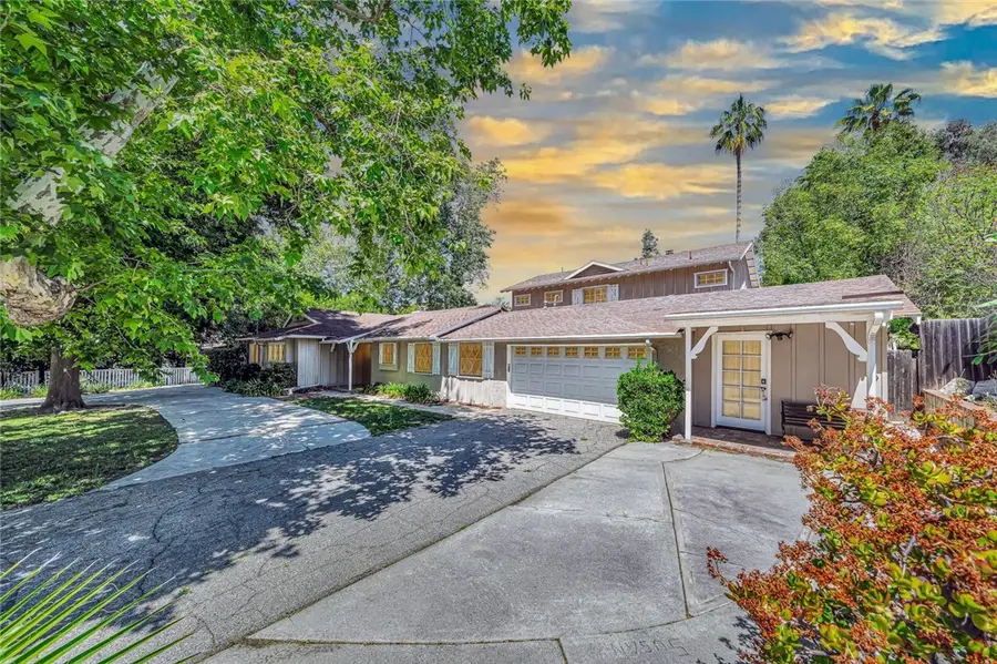 20555 Dumont Street, Woodland Hills, CA 91364 - #3