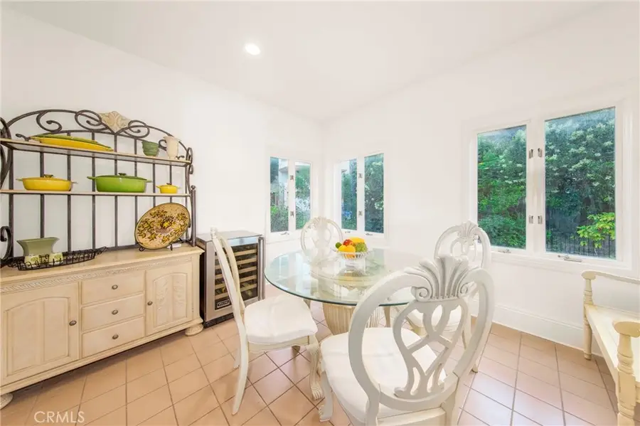 3546 Dixie Canyon Pl, Sherman Oaks, CA 91423 - #2