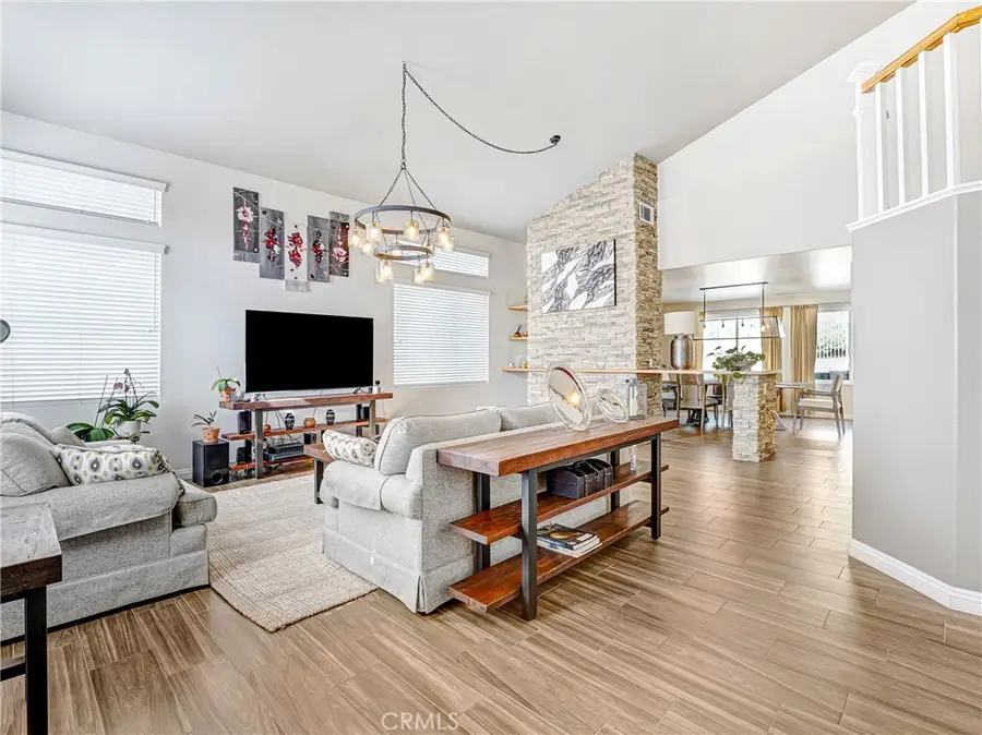 23805 Oak View, Newhall, CA 91321 - #2