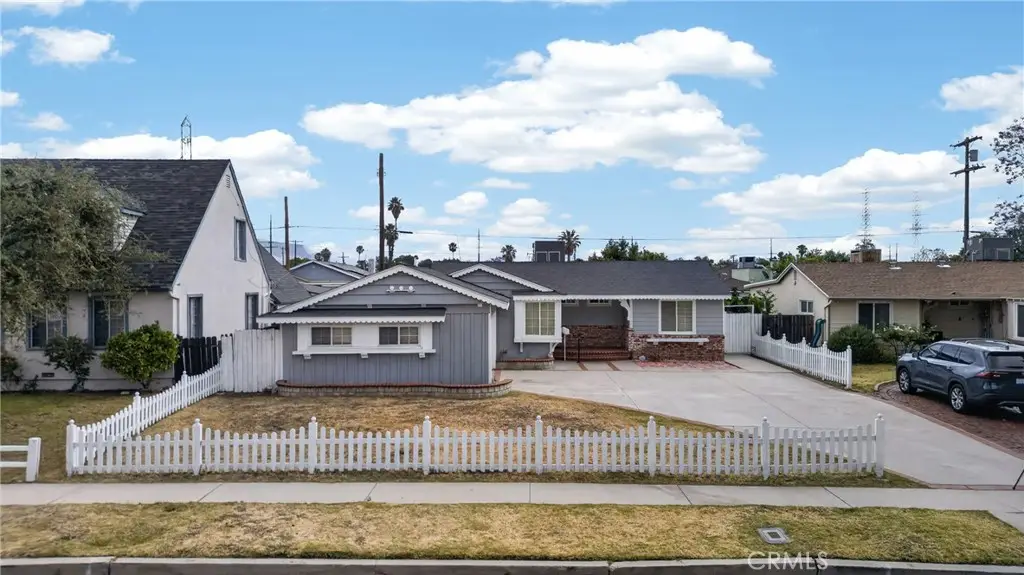 10450 Bevis, San Fernando, CA 91345 - #1