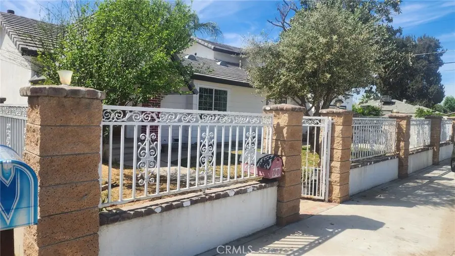 295 Sparks, Bakersfield, CA 93307 - #3