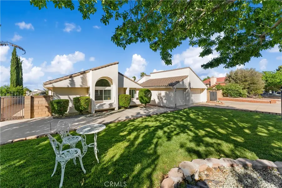 5309 Gardendale, Palmdale, CA 93551 - #2