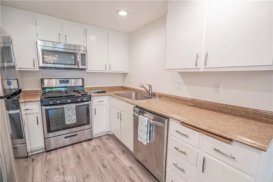 1342 E Hillcrest #17, Thousand Oaks, CA 91362 - #3