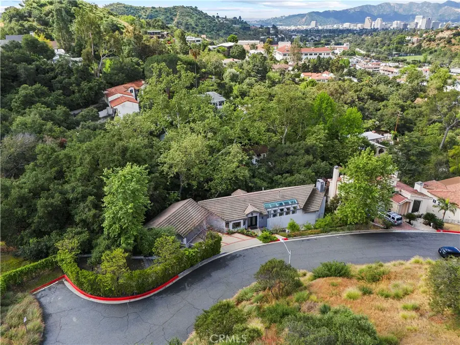 1864 Arvin Dr., Glendale, CA 91208 - #3