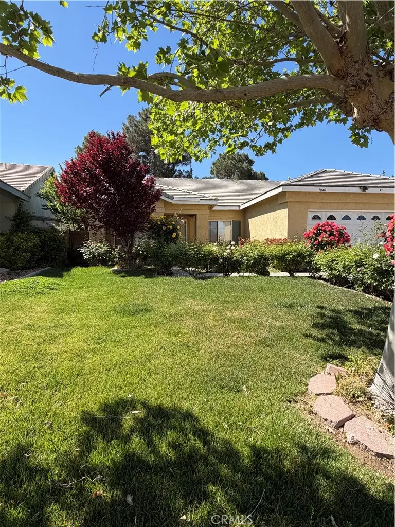 1840 W Holguin, Lancaster, CA 93534 - #1