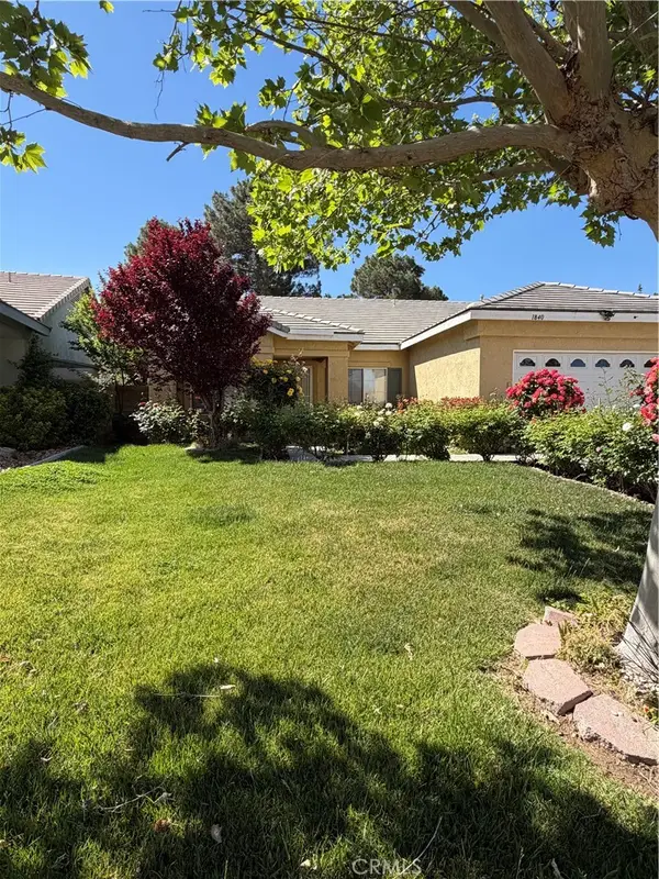 1840 W Holguin, Lancaster, CA 93534