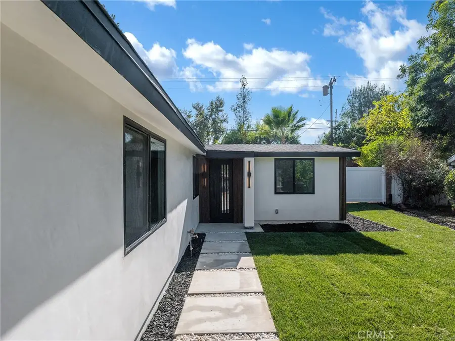 20528 Hamlin Street, Winnetka, CA 91306 - #2