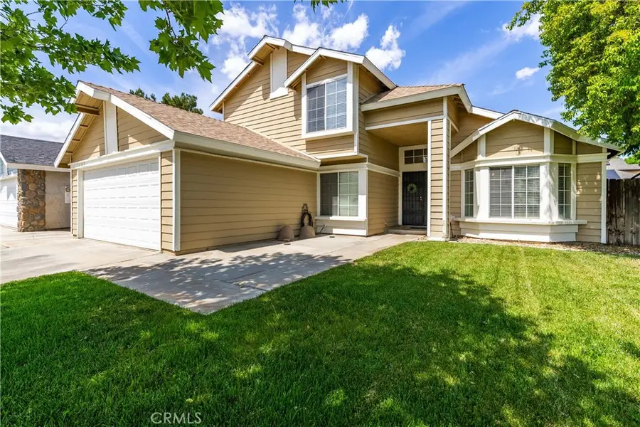 1605 Bluebell, Lancaster, CA 93535 - #2