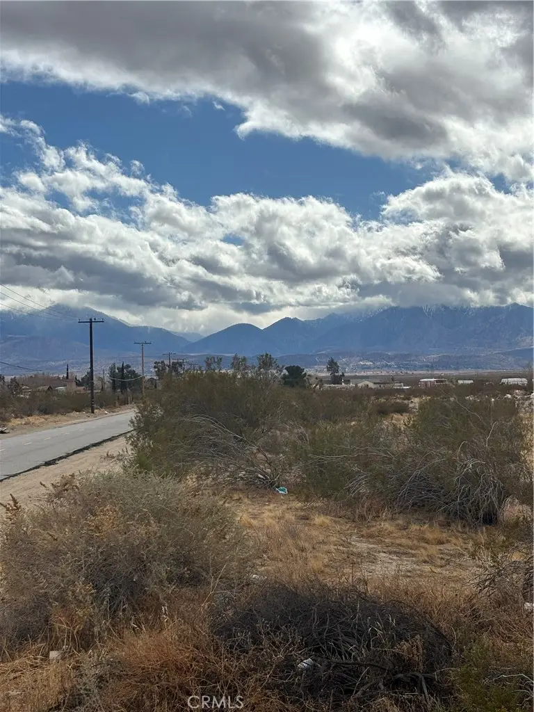 165 E Avenue S8, Palmdale, CA 93591 - #3