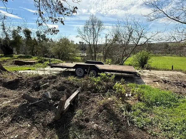 10517 Olive, Oakdale, CA 95361