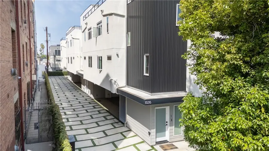 1035 N Serrano, Los Angeles, CA 90029 - #3