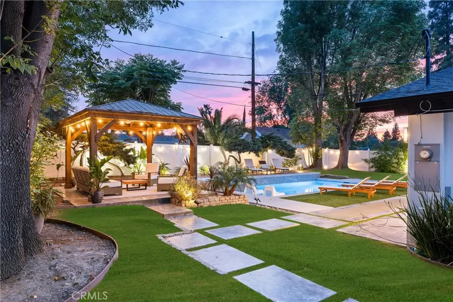 4755 Degovia Avenue, Woodland Hills, CA 91364 - #3