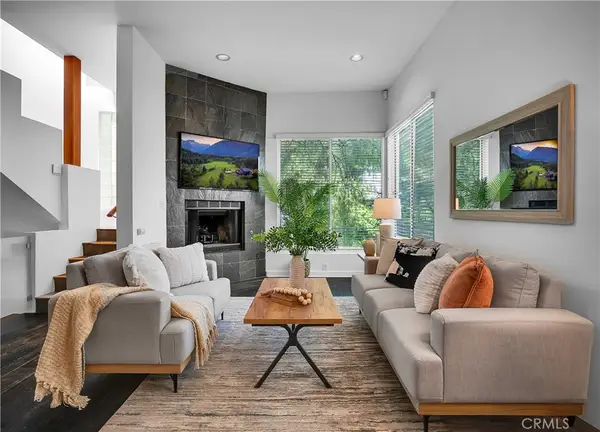 8738 Wonderland Avenue, Los Angeles, CA 90046