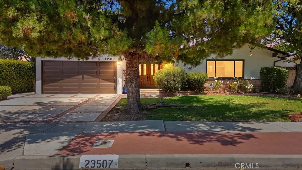 23507 Sylvan, Woodland Hills, CA 91367 - #1