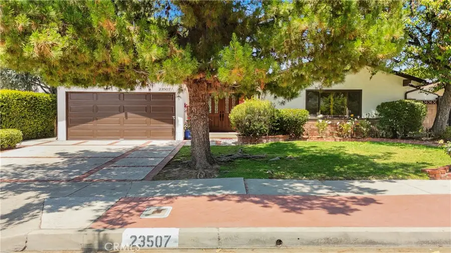 23507 Sylvan, Woodland Hills, CA 91367 - #2