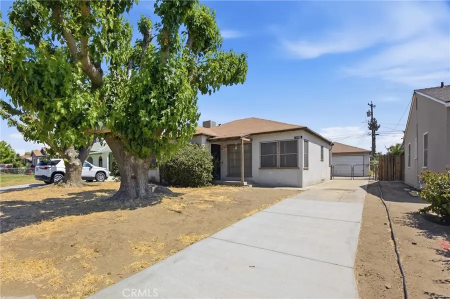 1108 S Chester, Bakersfield, CA 93304 - #2