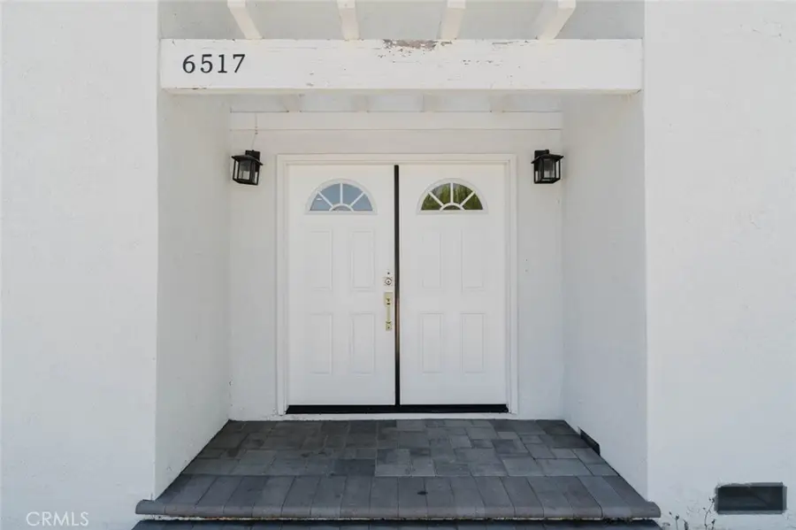 6517 Bellaire Avenue, North Hollywood, CA 91606 - #2