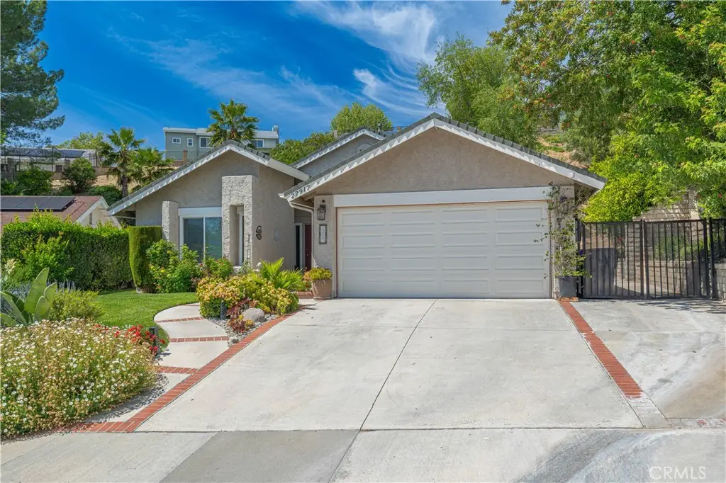 27917 Redwood Glen Road, Valencia, CA 91354 - #1