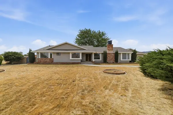 2350 W Avenue M8, Palmdale, CA 93551