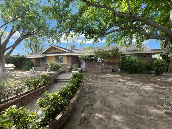 1150 E Lancaster, Lancaster, CA 93535