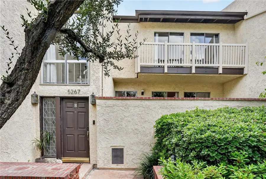 5267 Coldwater Canyon Ave #B, Sherman Oaks, CA 91401 - #3