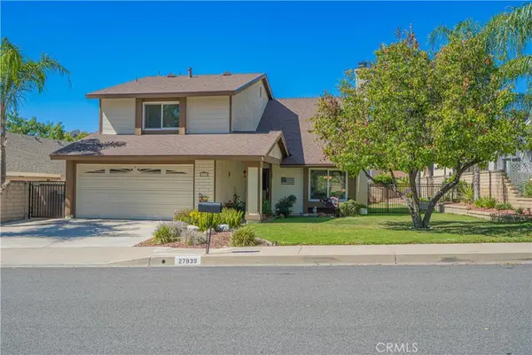 27939 Caraway Lane, Saugus, CA 91350