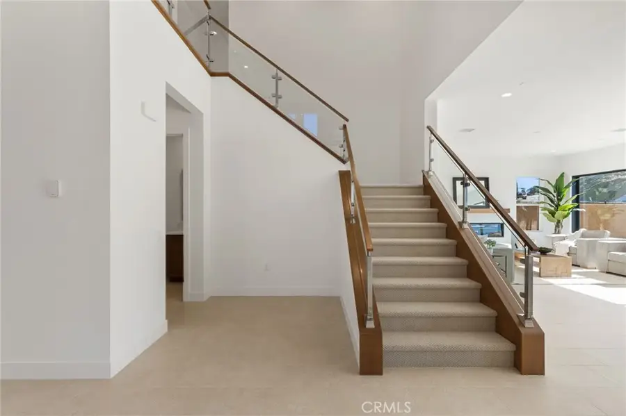 9530 N Andora Avenue, Chatsworth, CA 91311 - #3