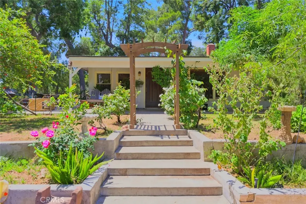 9522 La Canada, Sunland, CA 91040 - #1