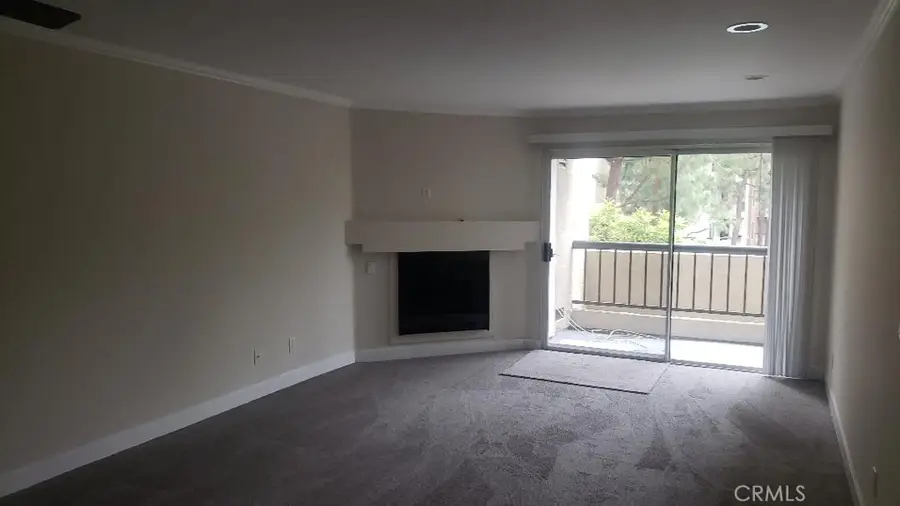 5540 Owensmouth Avenue #216, Woodland Hills, CA 91367 - #2
