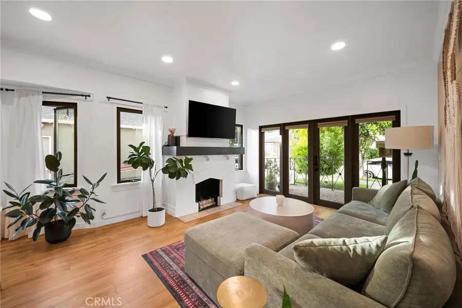 1350 Carlton Drive, Glendale, CA 91205 - #2