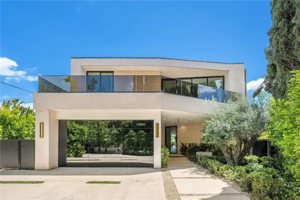 16988 Strawberry Drive, Encino, CA 91436