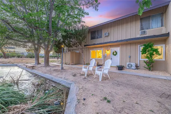 21329 Lake Shore Drive #35, California City, CA 93505