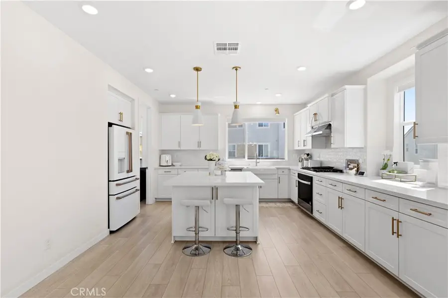 27553 Sanctuary Court, Valencia, CA 91355 - #2