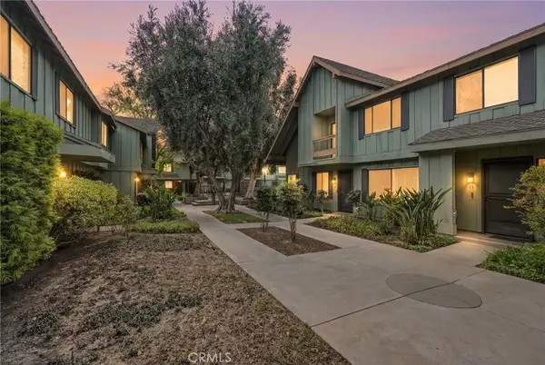 20120 Runnymede Street #17, Winnetka, CA 91306