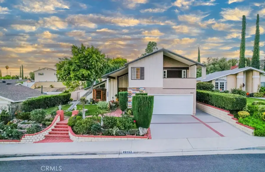 23132 Posada, Valencia, CA 91354 - #2