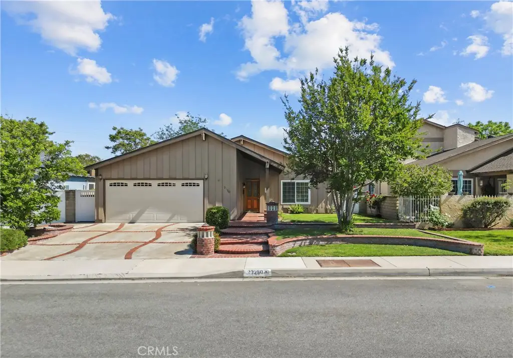 23250 Via Barra, Valencia, CA 91355 - #1
