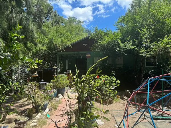 7300 Etiwanda, Reseda, CA 91335