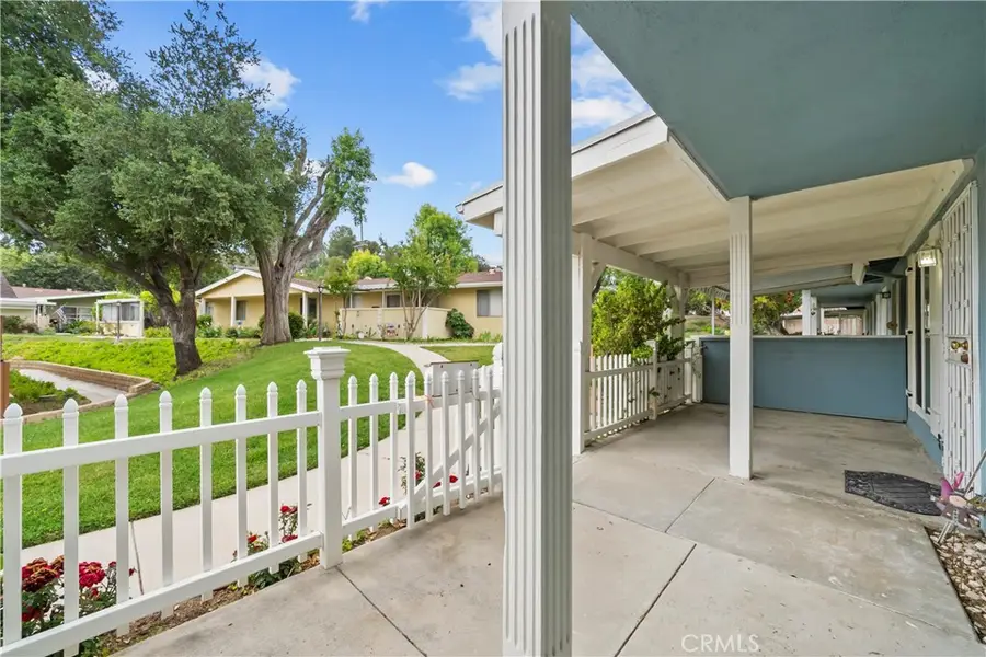 19148 Avenue Of The Oaks, Newhall, CA 91321 - #3