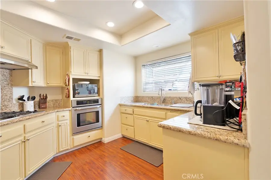 14522 Fox, San Fernando, CA 91345 - #3