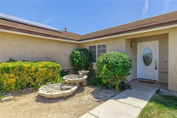 3338 E Avenue H4, Lancaster, CA 93535