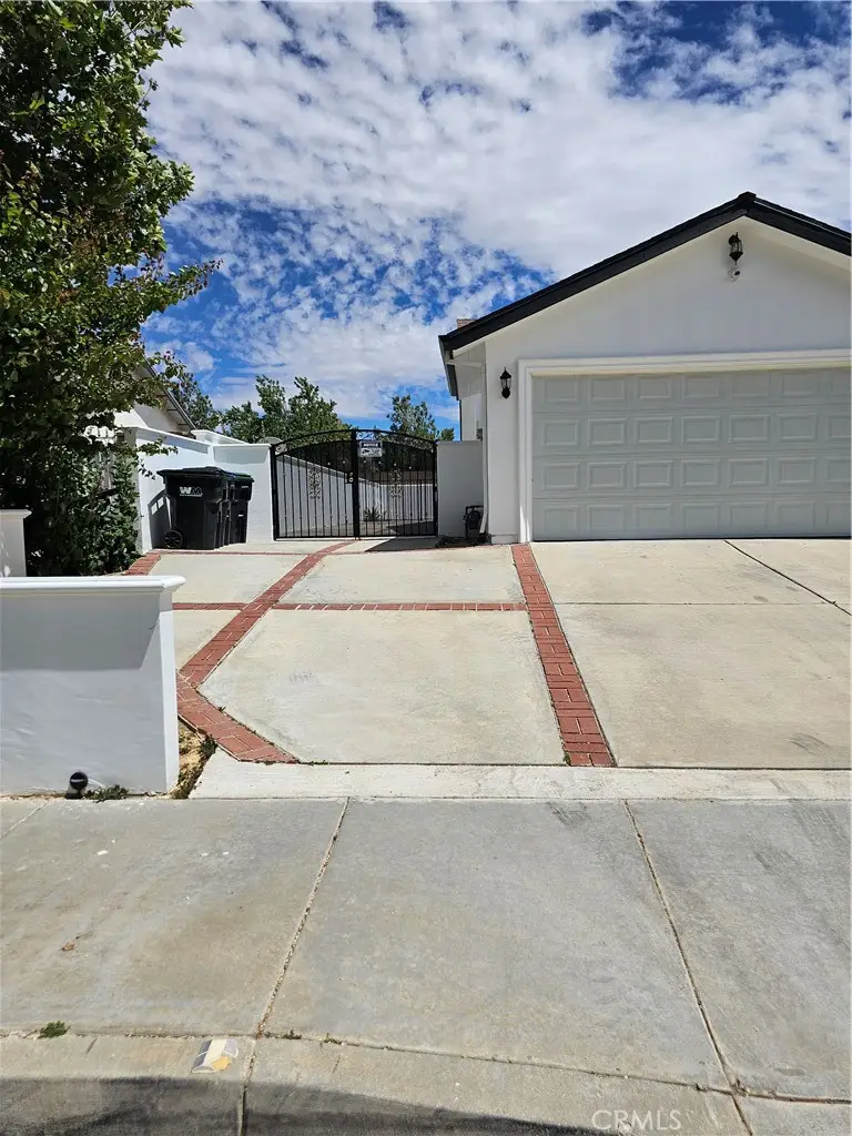 37900 Janus, Palmdale, CA 93550 - #3