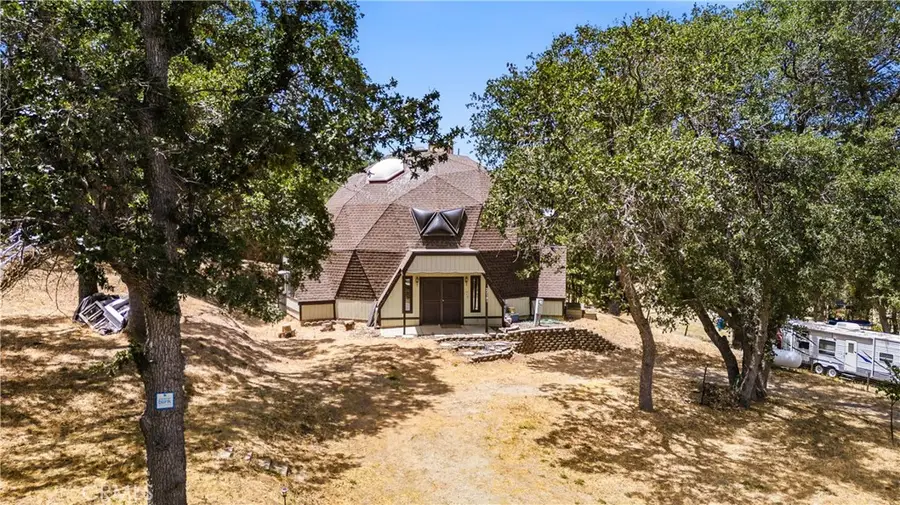 22181 Geneva Dr, Tehachapi, CA 93561 - #3