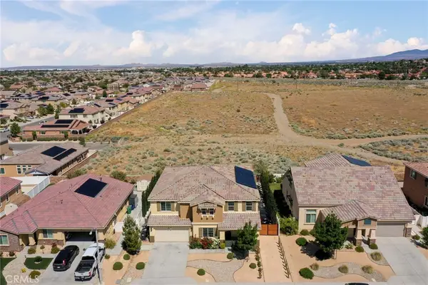 39028 Mondell Pine Avenue, Palmdale, CA 93551